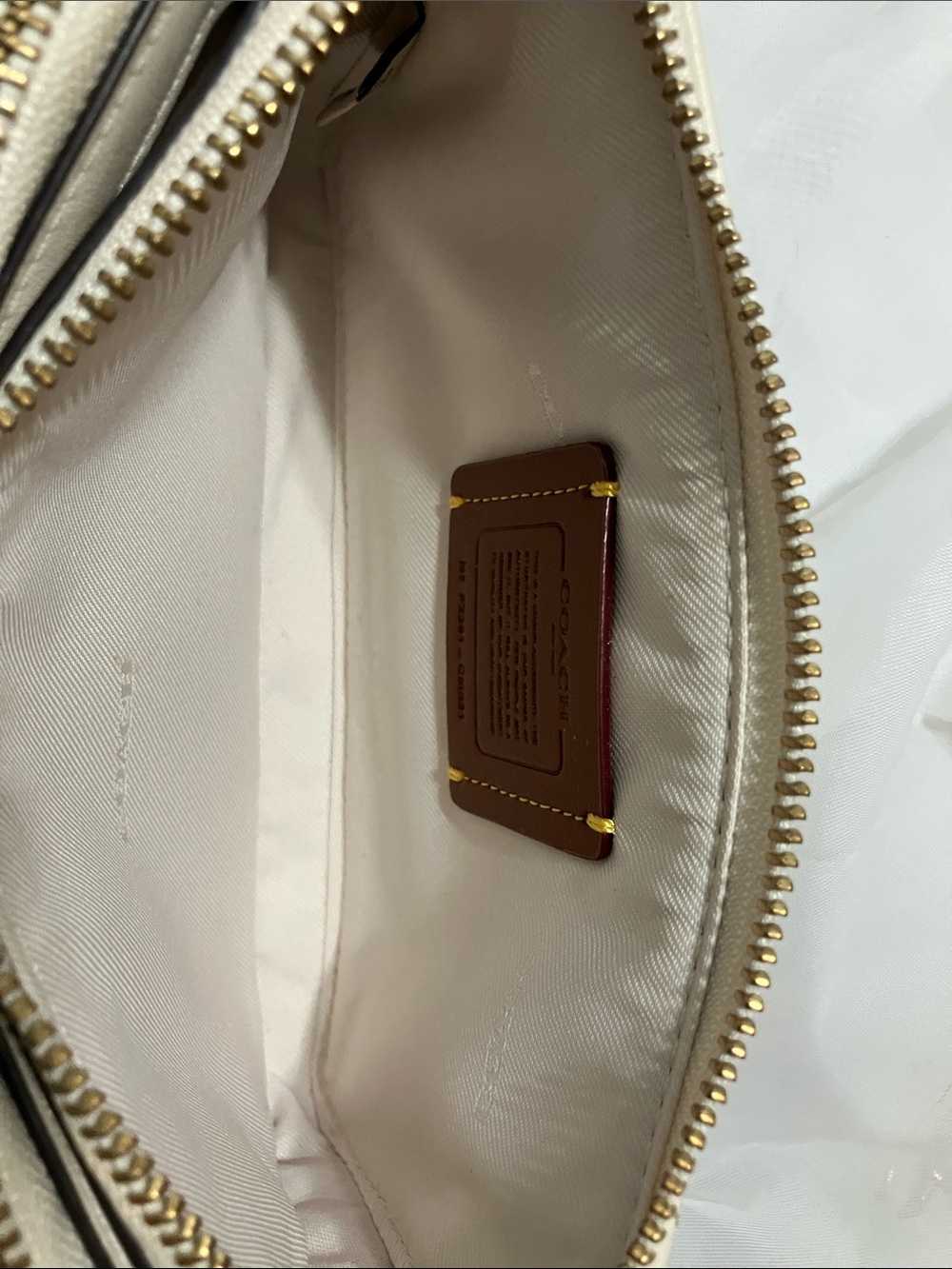 Kira Crossbody Pillow Quilting - Picture 10 of 15